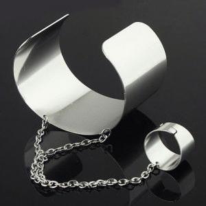 Rouelle Vixen Cuff Chain Handpiece: Hand-piece,..